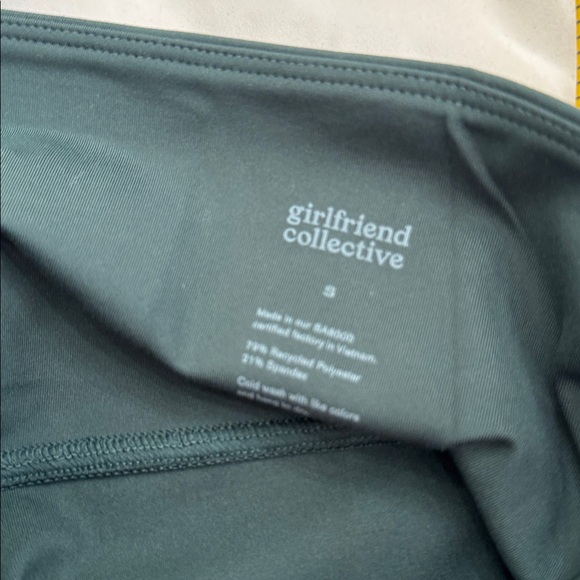 Girlfriend Collective Compressive Flare Legging color moss sz S - Picture 7 of 7